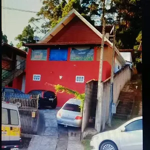  Estalagem Casa Da Dine- Cama E Cafe- Ao Lado Do Parque Cerejeiras
